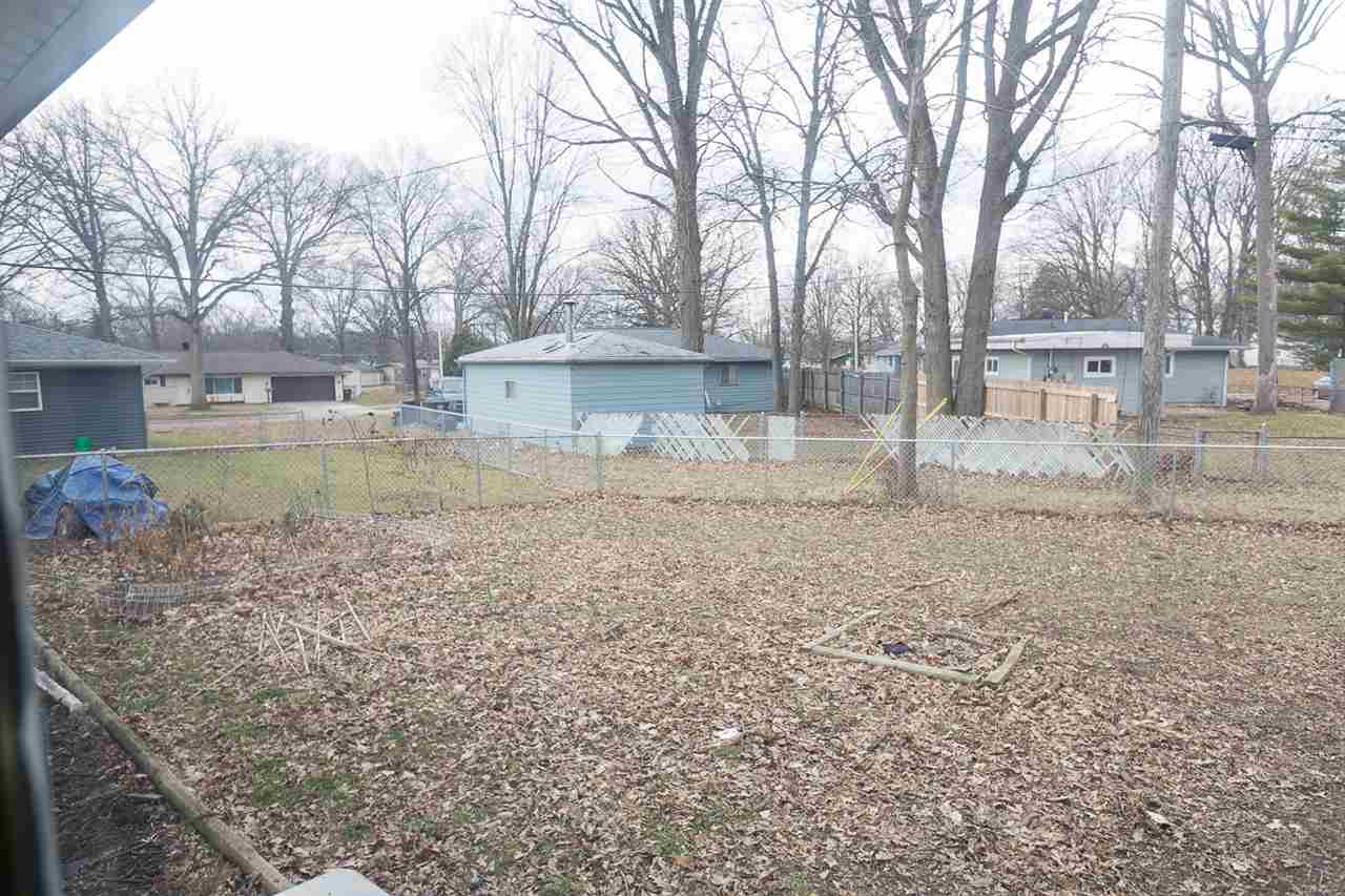 6106 Kent Road Fort Wayne, IN 46816 - Photo 4 of 33
