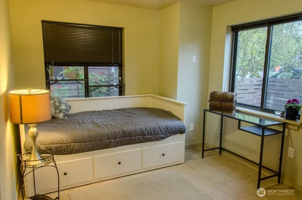$3,995 | 7937 Densmore Avenue North, Seattle, WA 98103