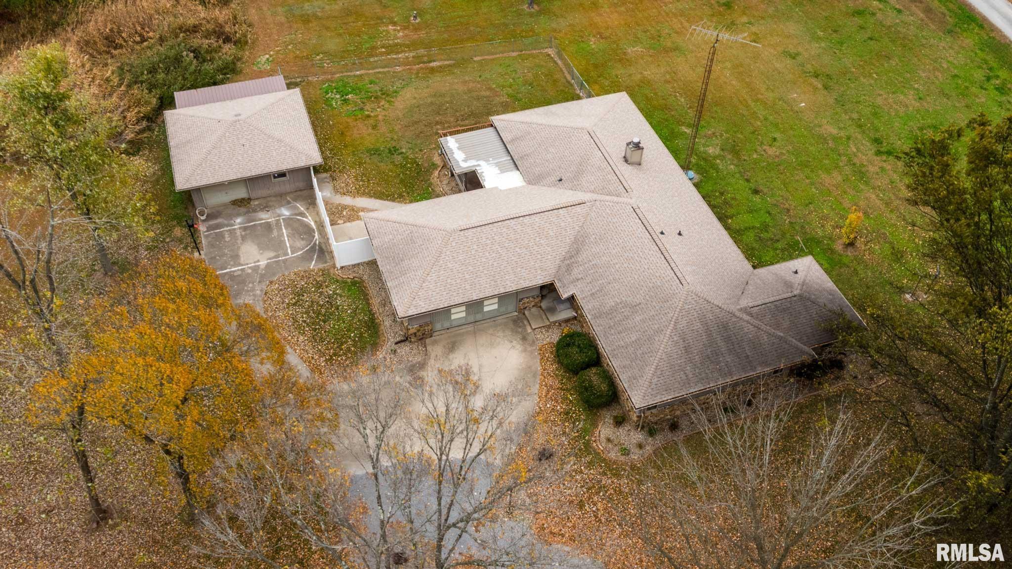 1718 Russell Road West Frankfort, IL 62896 - Photo 40 of 42