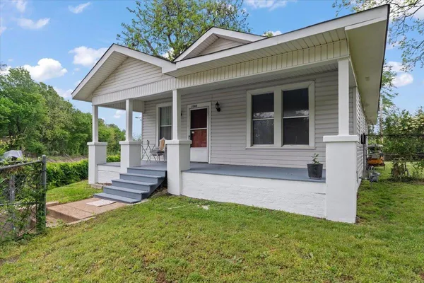 $169,000 | 1565 S Parkway East, Memphis, TN 38106