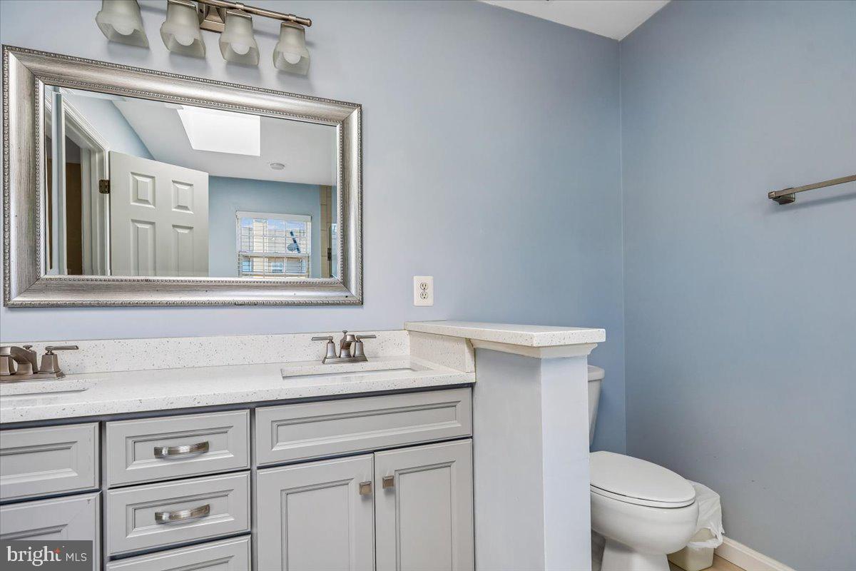 9077 Slate Stone Loop Bristow, VA 20136 - Photo 11 of 49