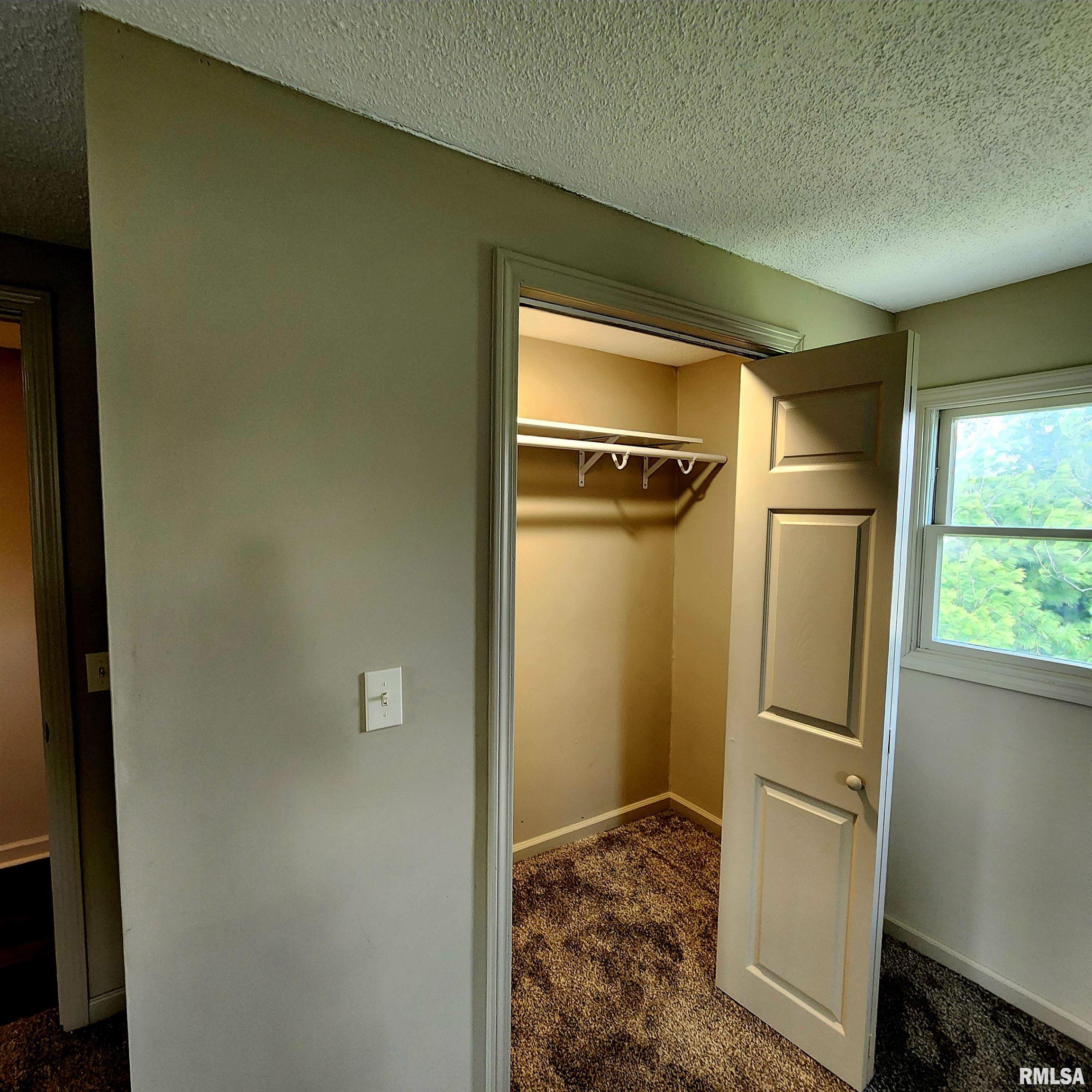 707 North Logan Street Marion, IL 62959 - Photo 12 of 29