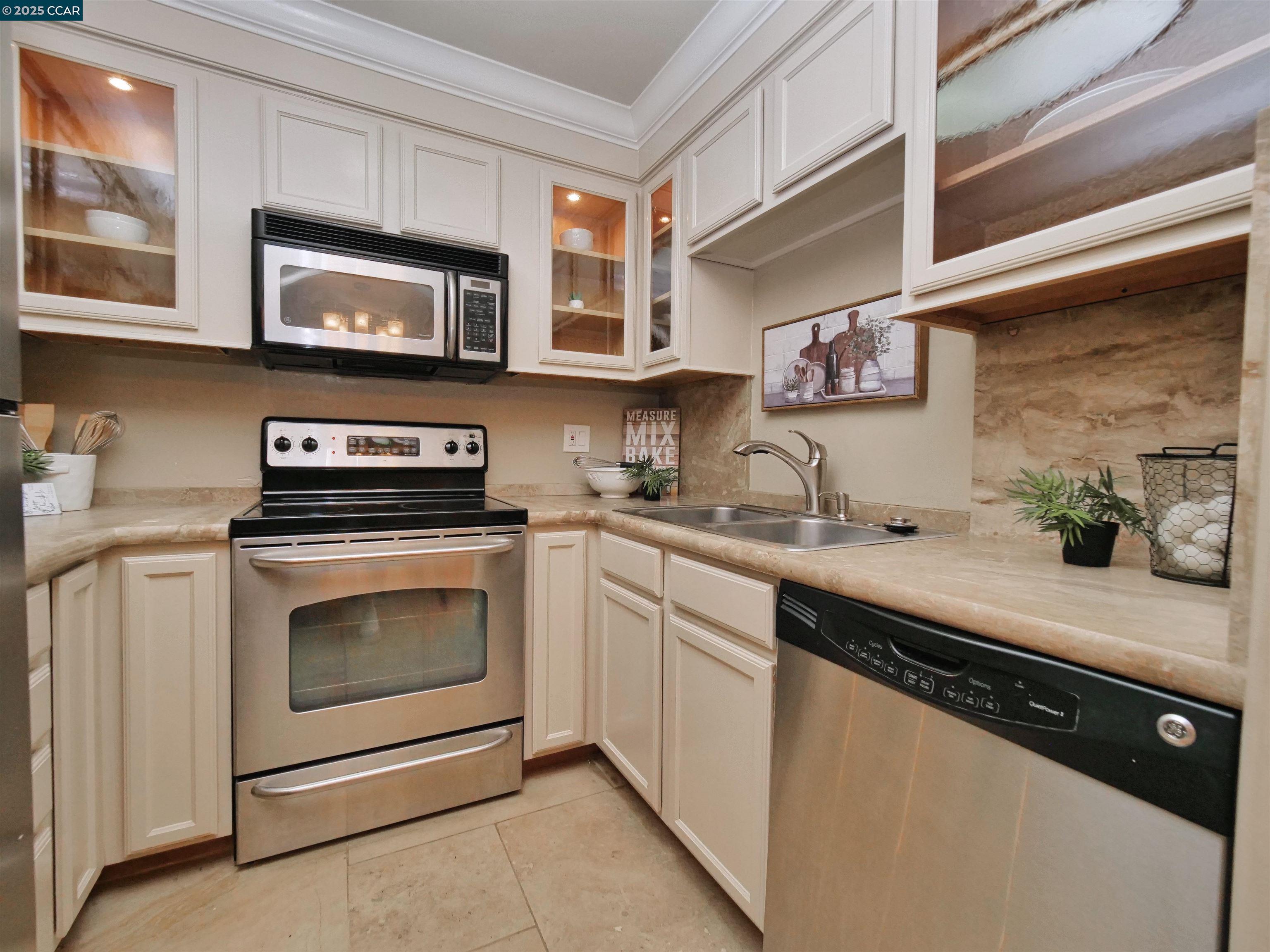 122 Eastridge Drive San Ramon, CA 94582 - Photo 23 of 57