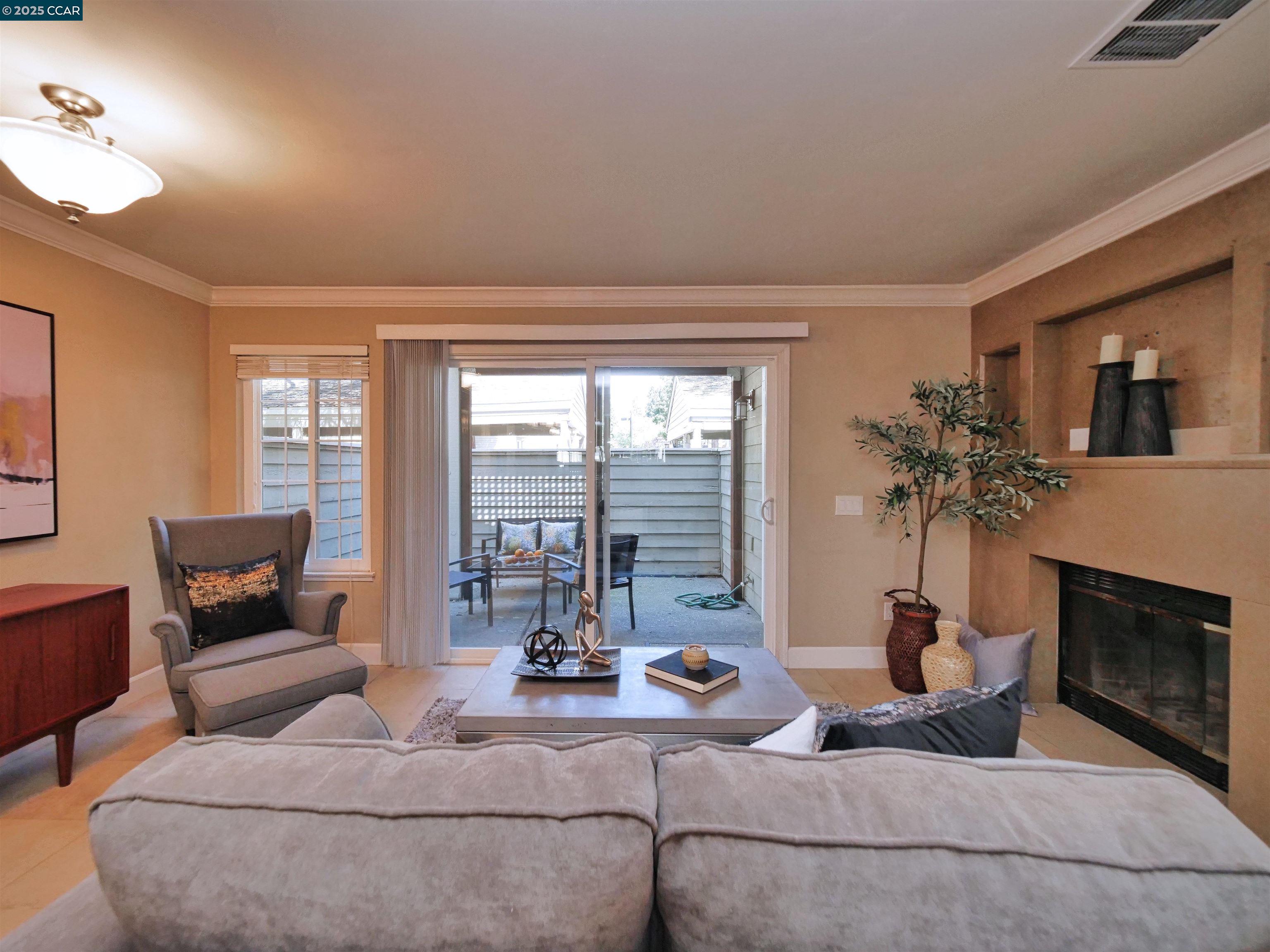 122 Eastridge Drive San Ramon, CA 94582 - Photo 10 of 57