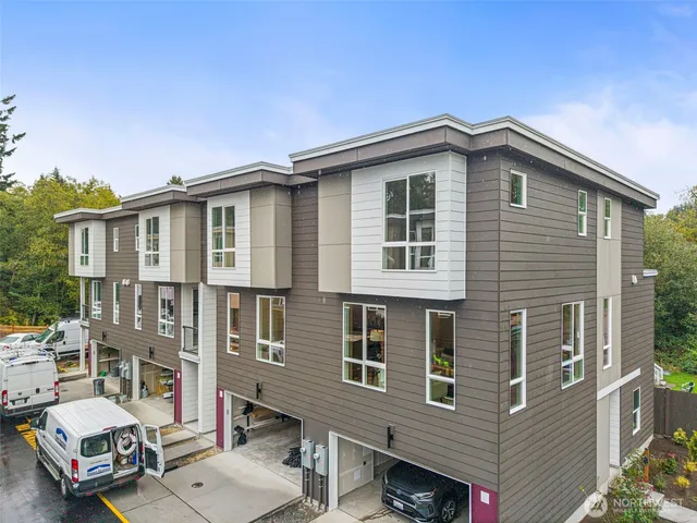$639,950 | 5015 144th Street Southwest, Unit B1, Edmonds, WA 98026
