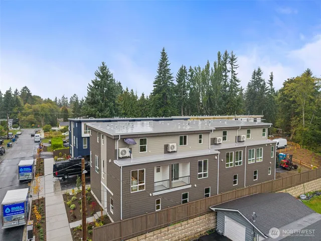 $639,950 | 5015 144th Street Southwest, Unit B1, Edmonds, WA 98026