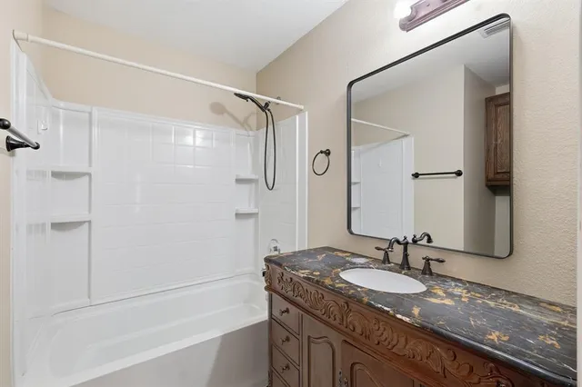 $2,300 | 6701 Corral Lane, Denton, TX 76210