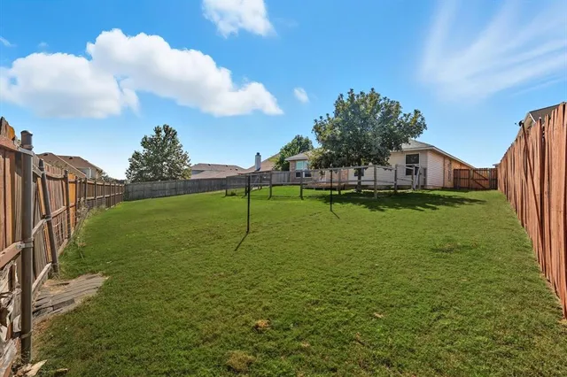 $2,300 | 6701 Corral Lane, Denton, TX 76210