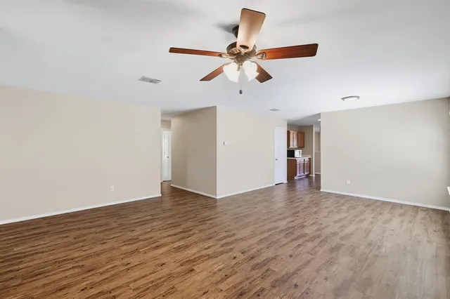 $2,300 | 6701 Corral Lane, Denton, TX 76210