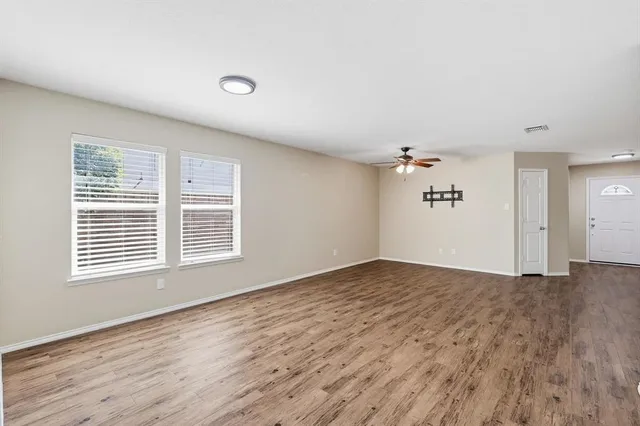 $2,300 | 6701 Corral Lane, Denton, TX 76210