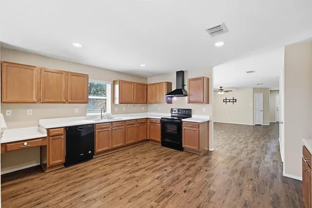 $2,300 | 6701 Corral Lane, Denton, TX 76210