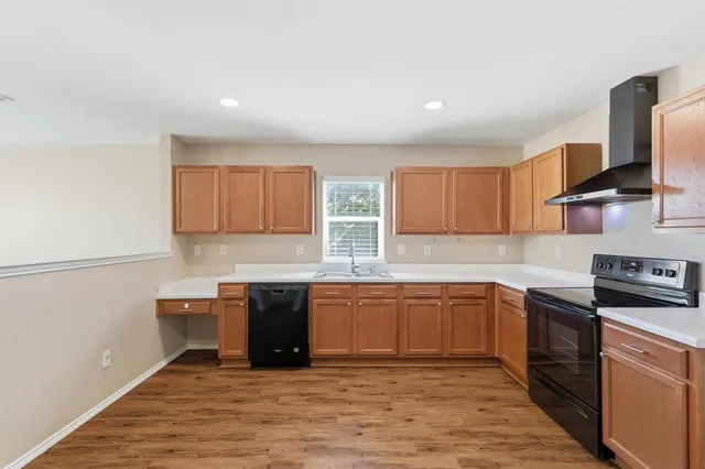 $2,300 | 6701 Corral Lane, Denton, TX 76210