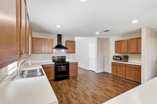 $2,300 | 6701 Corral Lane, Denton, TX 76210