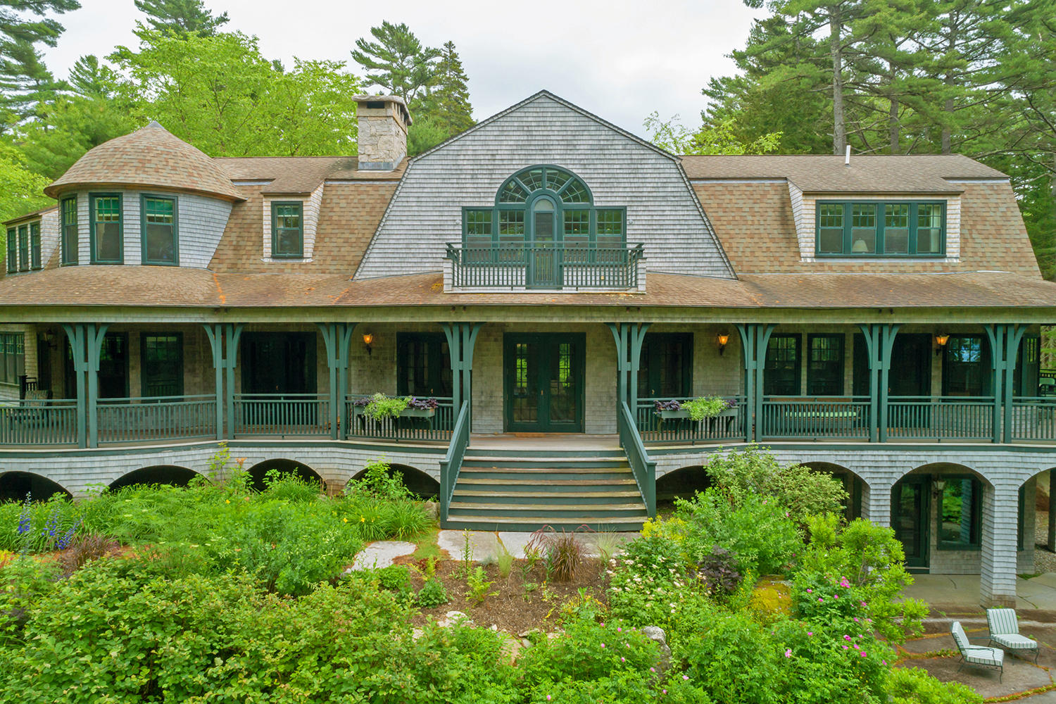 320-330 Sound Drive Mount Desert, ME 04660 - Photo 19 of 68 9.Ext.Shorefront side-full length