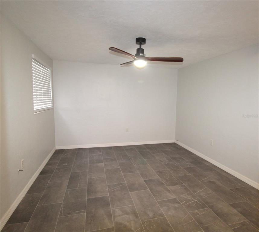 7464 Cass Circle Sarasota, FL 34231 - Photo 12 of 30