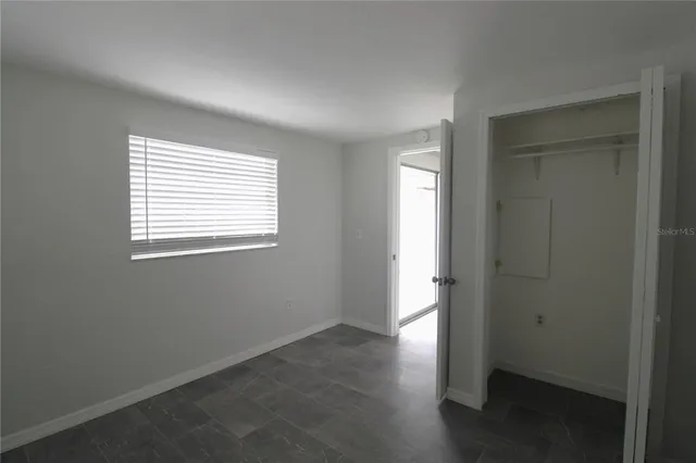 $3,500 | 7464 Cass Circle, Sarasota, FL 34231