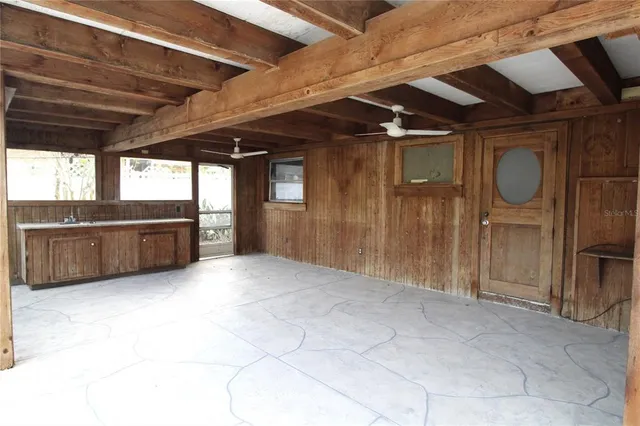 $3,500 | 7464 Cass Circle, Sarasota, FL 34231