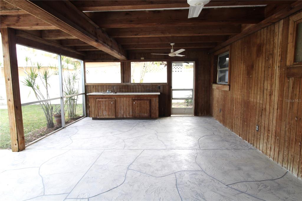 7464 Cass Circle Sarasota, FL 34231 - Photo 25 of 30