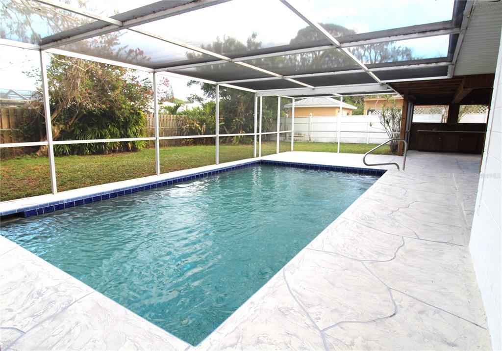 7464 Cass Circle Sarasota, FL 34231 - Photo 26 of 30