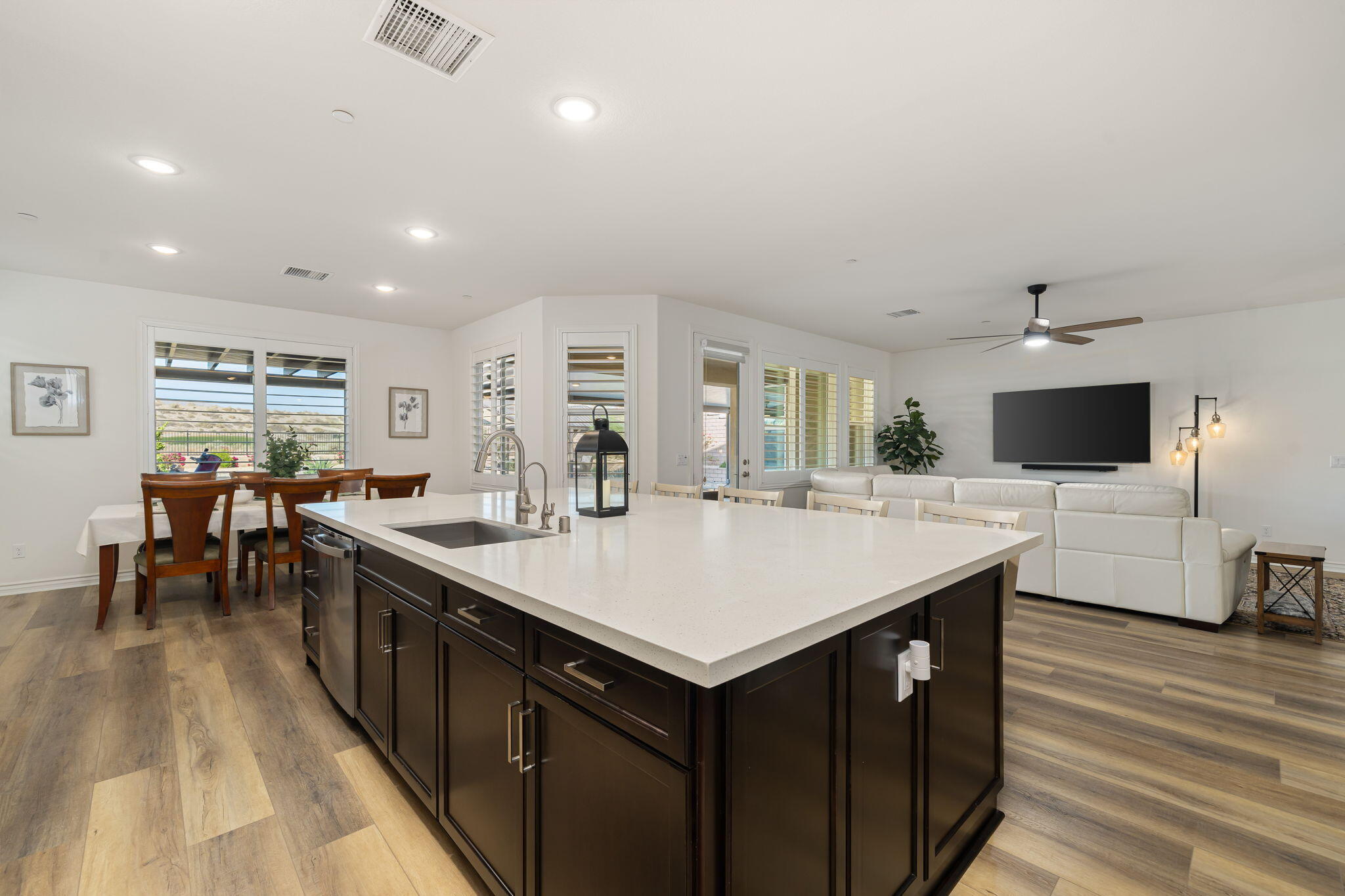 41876 Regona Road Indio, CA 92203 - Photo 40 of 83 46-web-or-mls-JLRegona_OPMG_0526_046