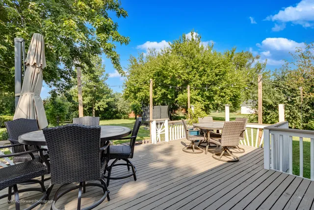 $374,900 | 7254 Fair Elms Avenue, Burr Ridge, IL 60527