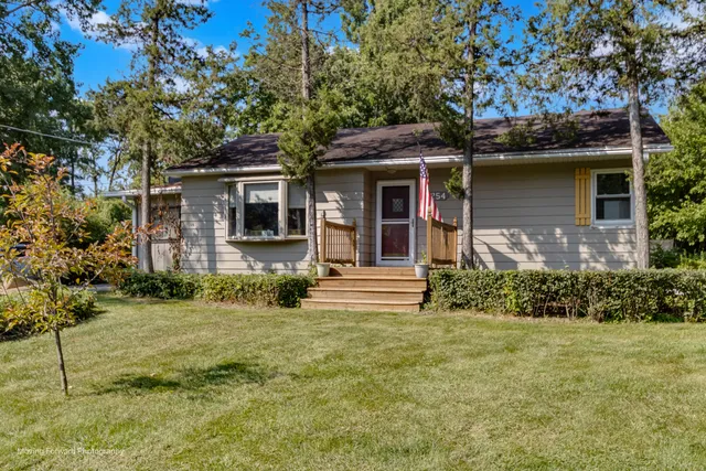 $374,900 | 7254 Fair Elms Avenue, Burr Ridge, IL 60527