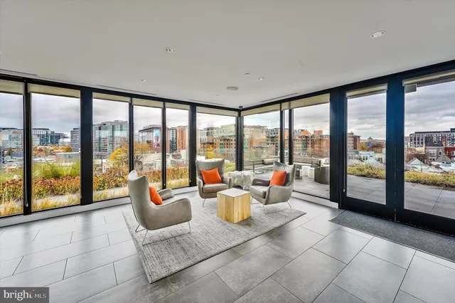 a car parked in front of a building