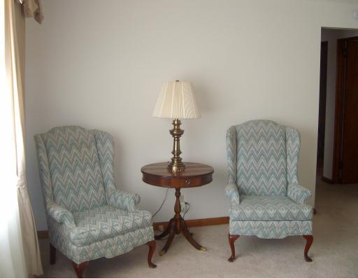 2375 Ritchie Street Aliquippa, PA 15001 - Photo 5 of 15 Living Room.