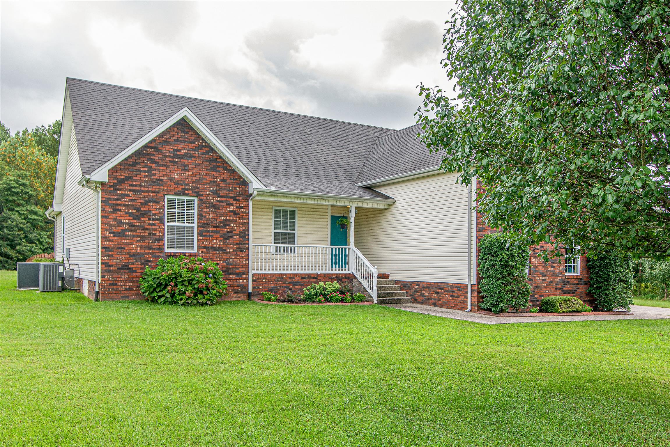 2942 Greer Road Goodlettsville, TN 37072 - Photo 2 of 29 Gallery Image 2
