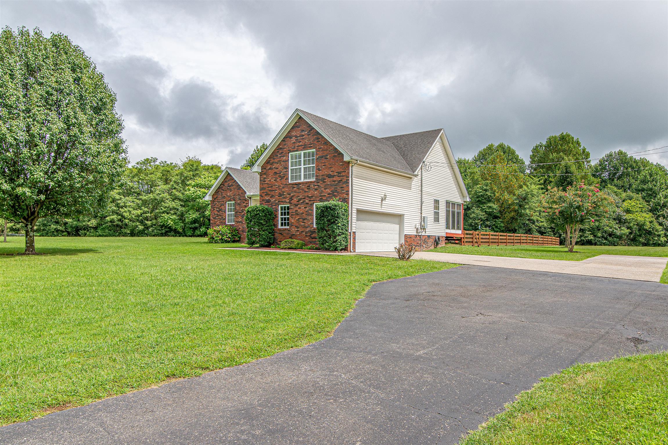 2942 Greer Road Goodlettsville, TN 37072 - Photo 3 of 29 Gallery Image 3