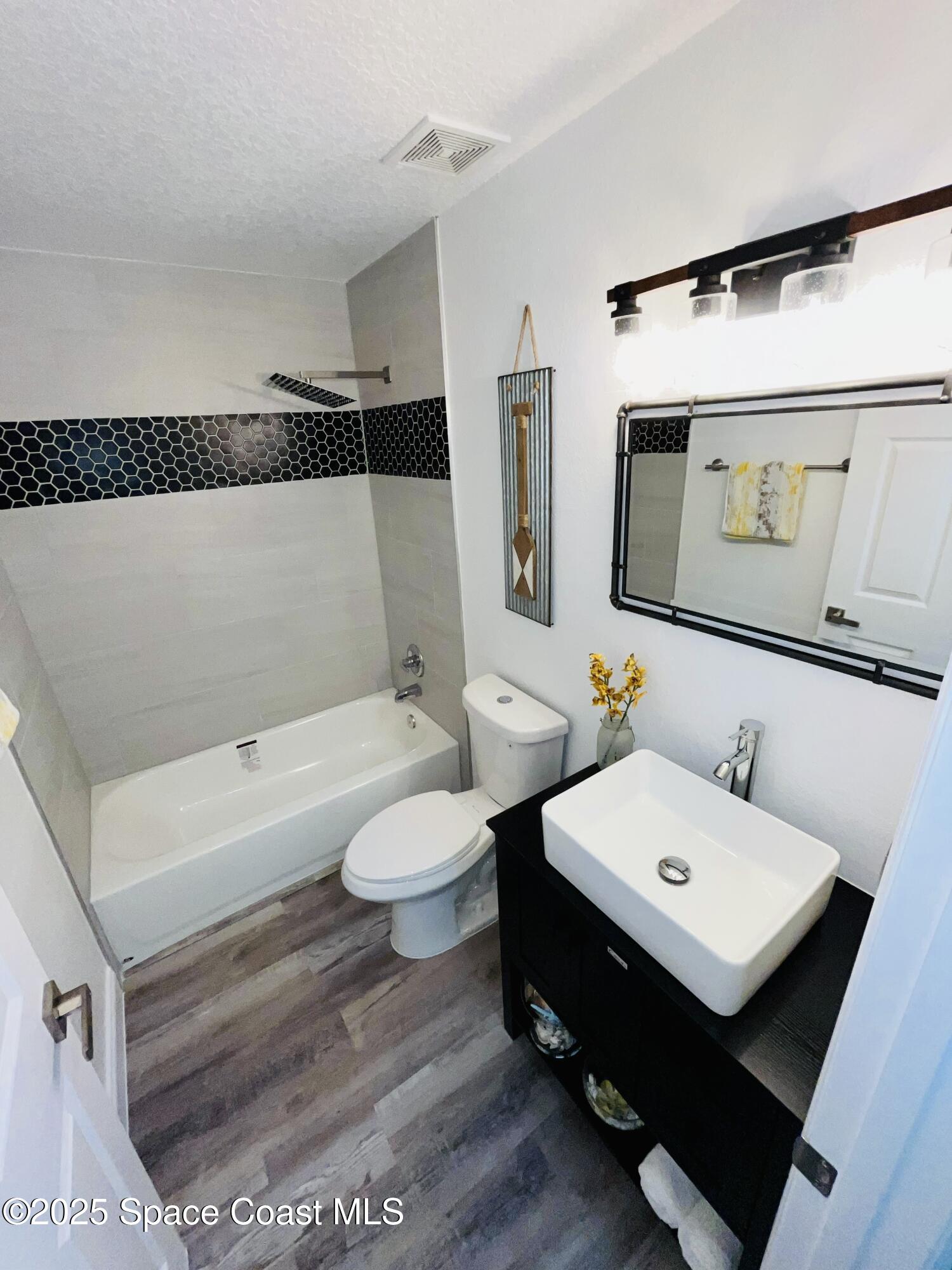 1271 Rabbit Street Southeast Palm Bay, FL 32909 - Photo 10 of 18 IMG_1560_Original