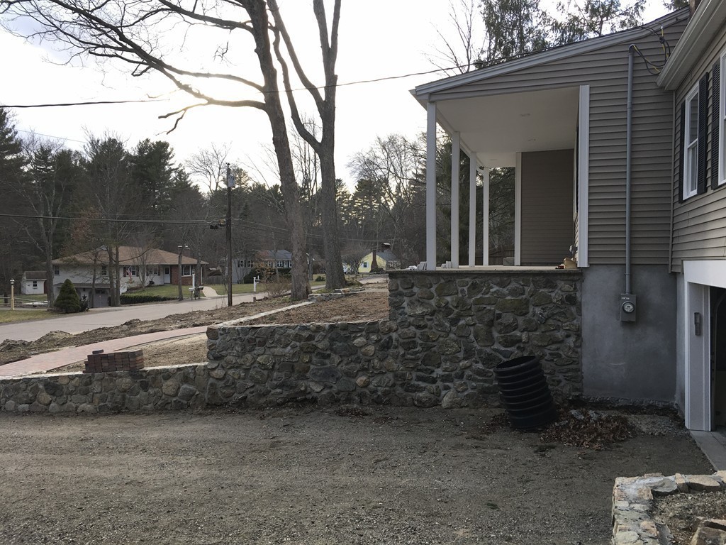 10 Spring Street Norfolk, MA 02056 - Photo 6 of 27 Gallery Image 6