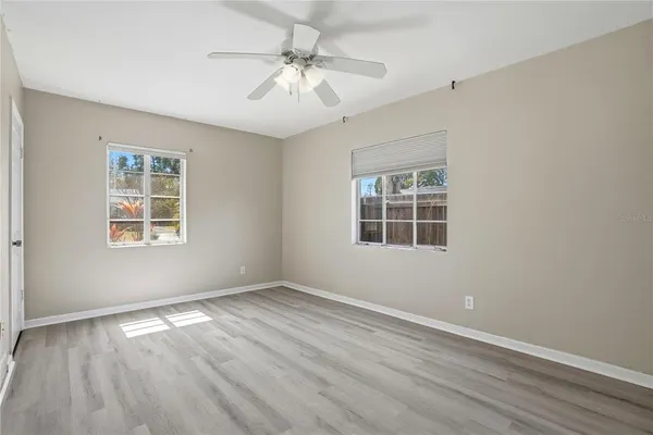 $2,150 | 755 Alamanda Way South, St. Petersburg, FL 33705