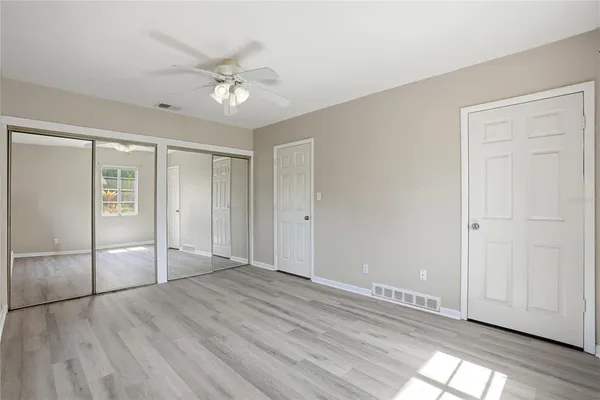$2,150 | 755 Alamanda Way South, St. Petersburg, FL 33705
