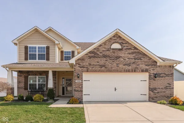 $385,000 | 1810 Maplewood Court, Pendleton, IN 46064