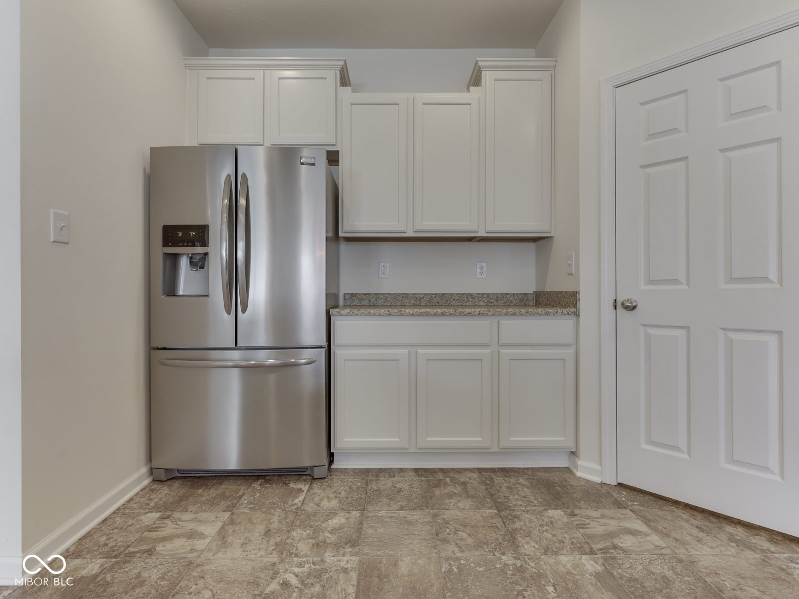 1810 Maplewood Court Pendleton, IN 46064 - Photo 9 of 14