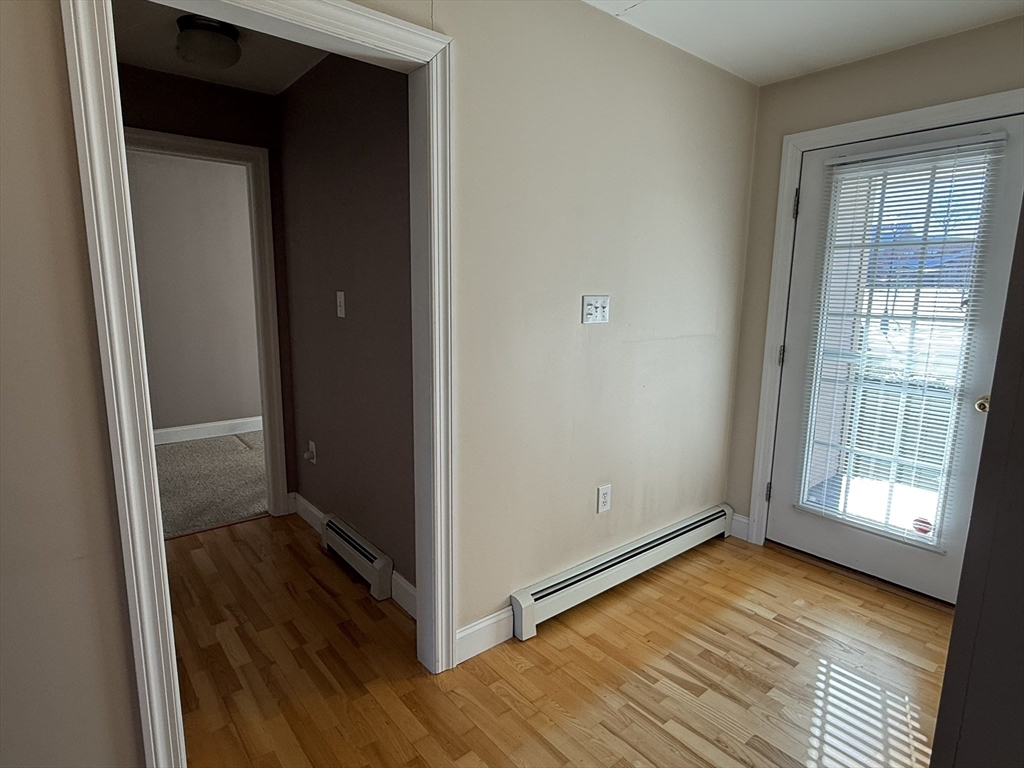 61 Park Avenue Webster, MA 01570 - Photo 21 of 42