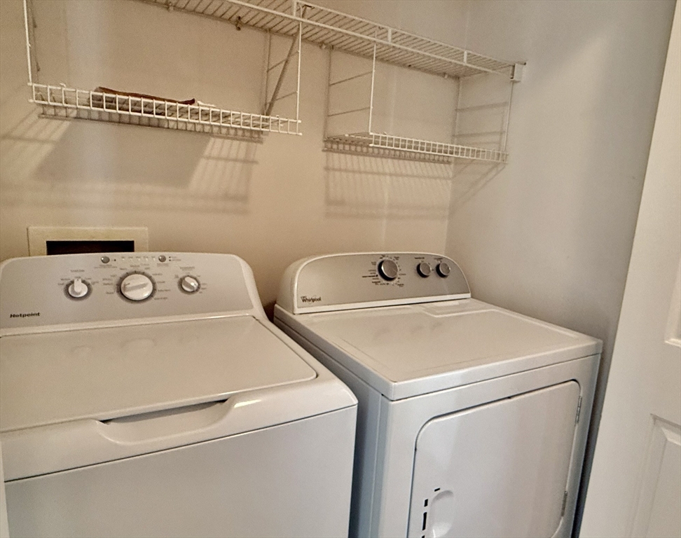 61 Park Avenue Webster, MA 01570 - Photo 23 of 42