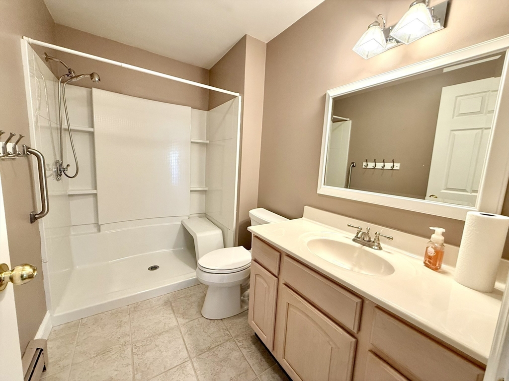 61 Park Avenue Webster, MA 01570 - Photo 32 of 42