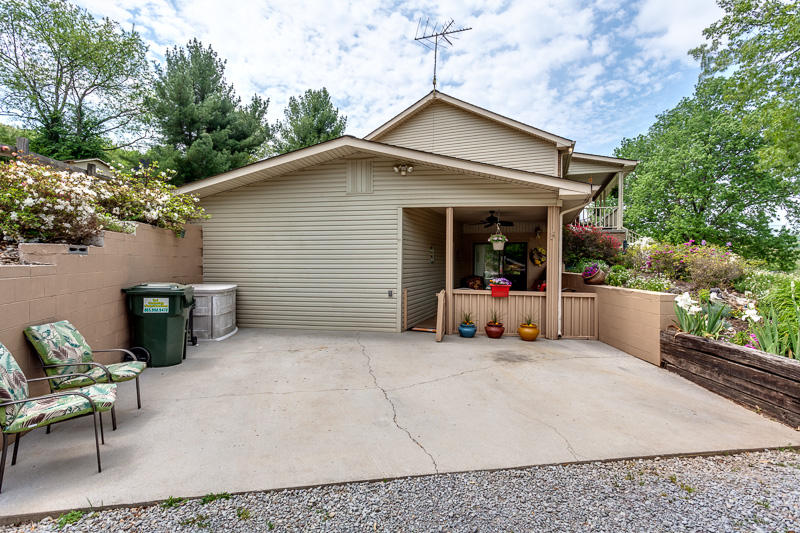 2035 Hinds Creek Road Heiskell, TN 37754 - Photo 3 of 40 007180504-2-2035HindsCreekRdHeiskellTN-S