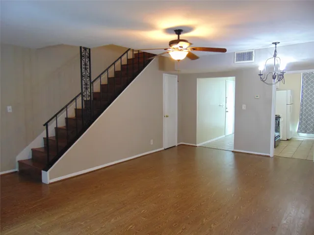 $1,700 | 215 Postoffice Street, Unit 802, Galveston, TX 77550