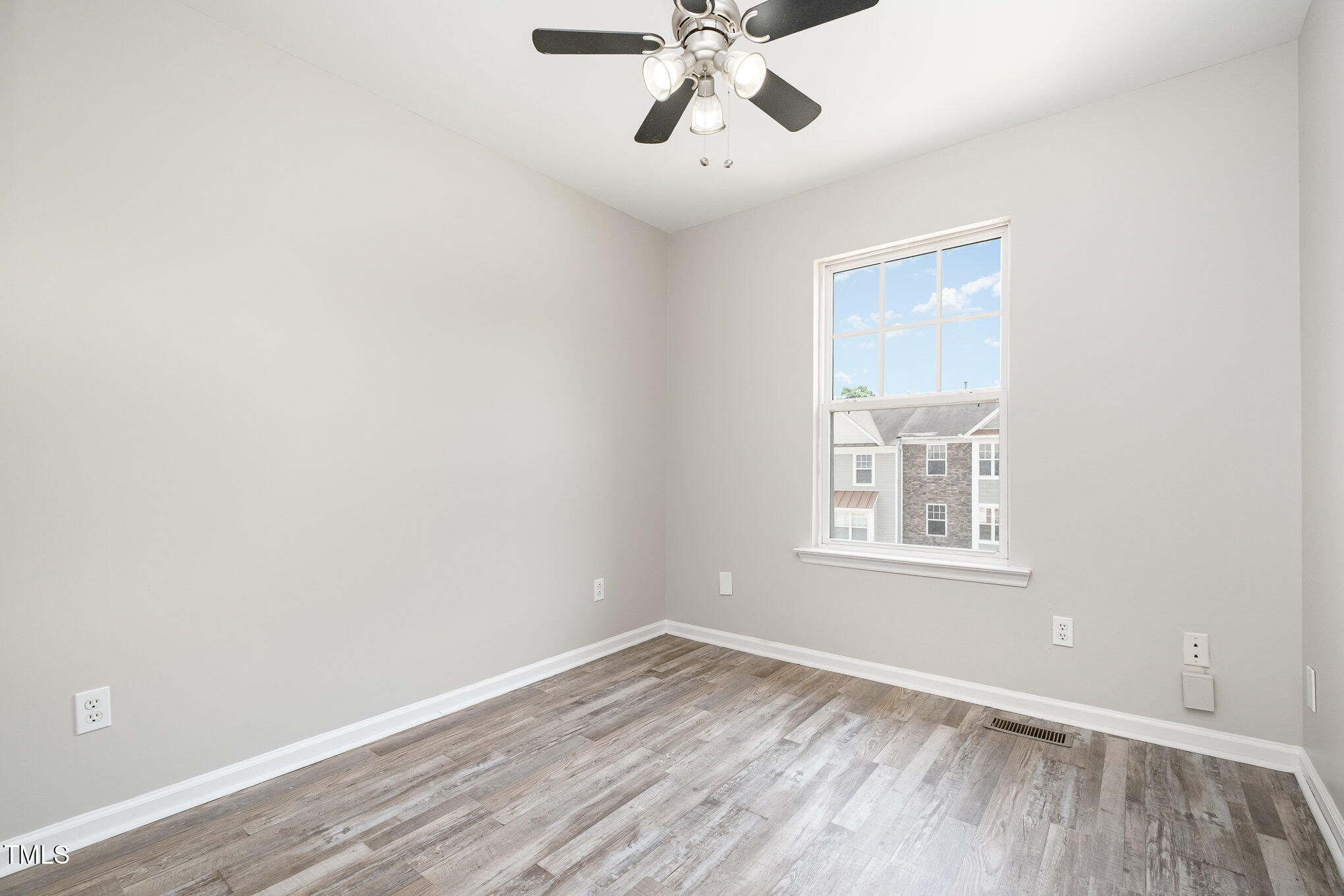 1527 Haywards Heath Lane Apex, NC 27502 - Photo 25 of 33 Bedroom 3