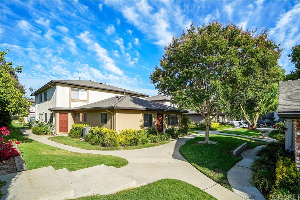 5977 Nelda Street, Unit 1 Simi Valley, CA 93063 - Photo 1 of 26