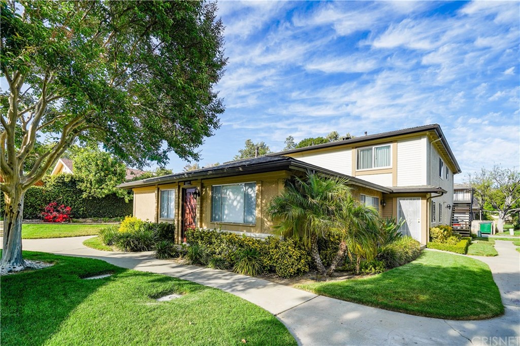 5977 Nelda Street, Unit 1 Simi Valley, CA 93063 - Photo 2 of 26