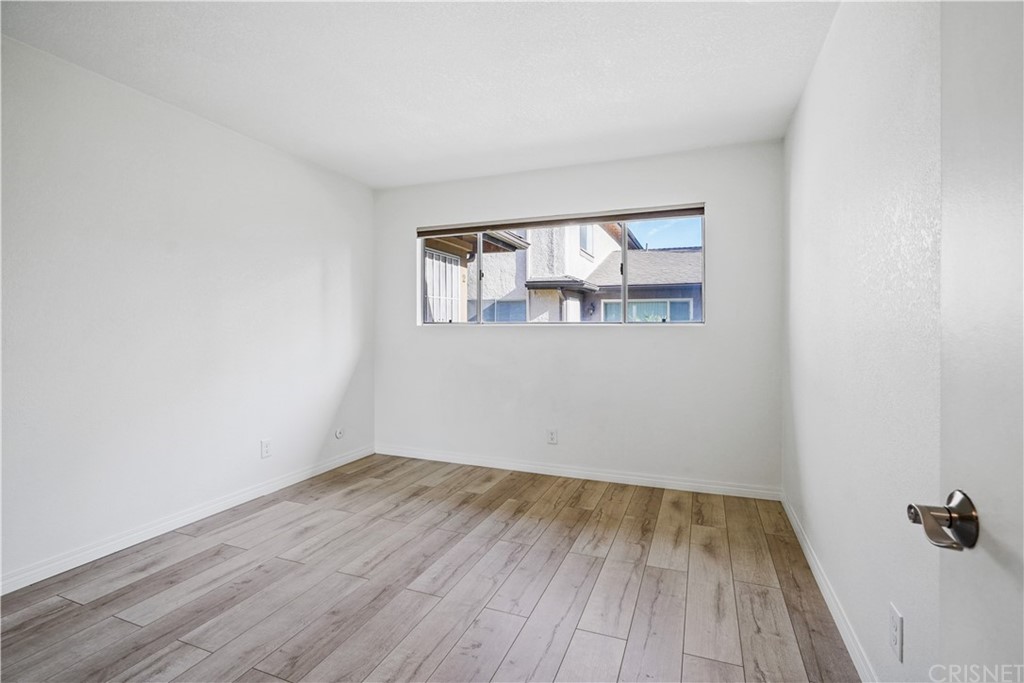 5977 Nelda Street, Unit 1 Simi Valley, CA 93063 - Photo 18 of 26