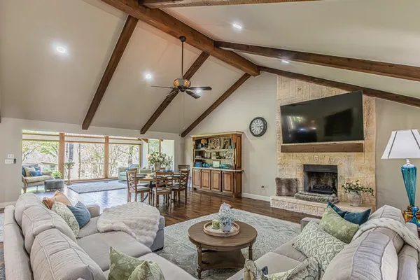 $1,200,000 | 616 Frontier Court, Colleyville, TX 76034