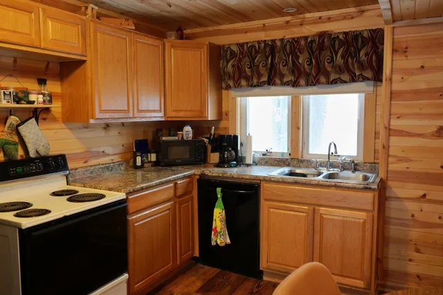$242,500 | N2991 Sunset Drive, Shell Lake, WI 54871