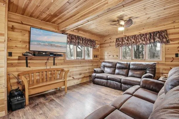 $225,000 | N2991 Sunset Drive, Shell Lake, WI 54871
