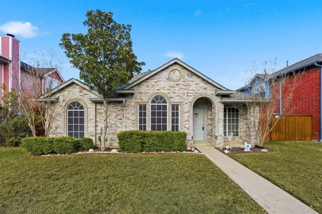 $360,000 | 705 Squire Court, Allen, TX 75002