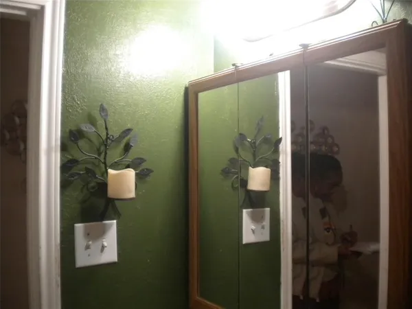 view of a bathroom